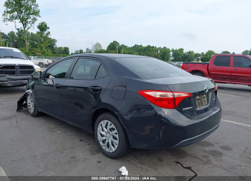 2018 TOYOTA COROLLA LE VIN: 5YFBURHE8JP759472