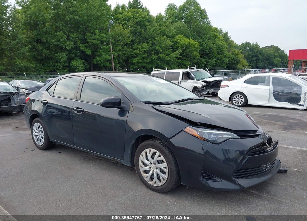 2018 TOYOTA COROLLA LE VIN: 5YFBURHE8JP759472