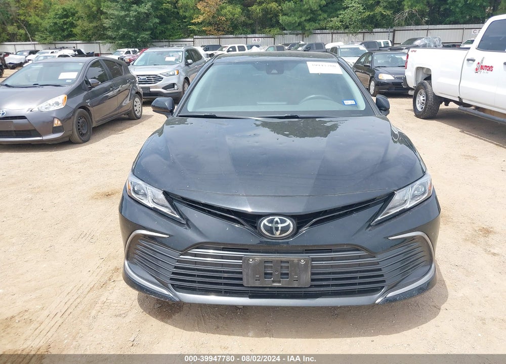 2021 TOYOTA CAMRY LE VIN: 4T1C11AK4MU592674