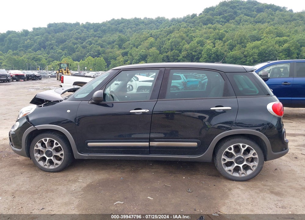 2014 FIAT 500L TREKKING VIN: ZFBCFADH3EZ015423
