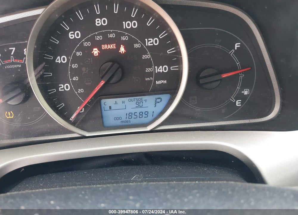 2015 TOYOTA RAV4 XLE VIN: 2T3RFREV0FW237509