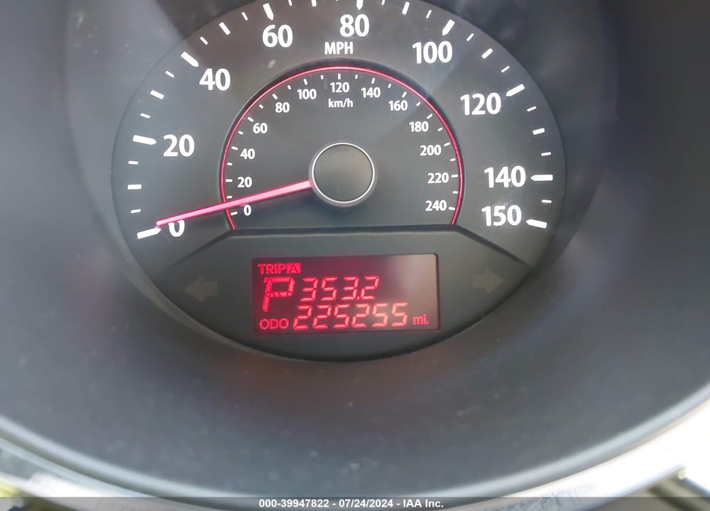 2011 KIA SORENTO LX VIN: 5XYKT4A17BG116257