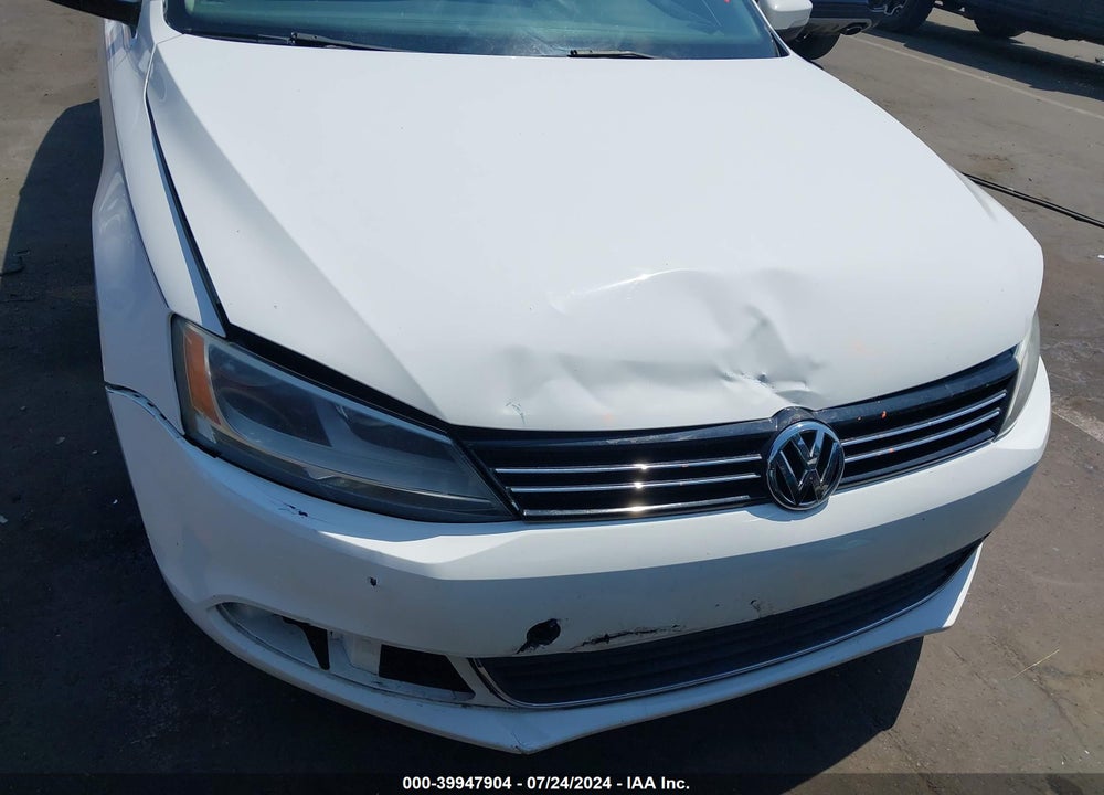 2013 VOLKSWAGEN JETTA 2.5L SE VIN: 3VWDP7AJ2DM441299