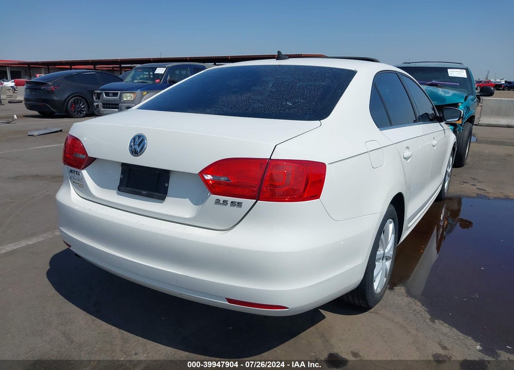 2013 VOLKSWAGEN JETTA 2.5L SE VIN: 3VWDP7AJ2DM441299