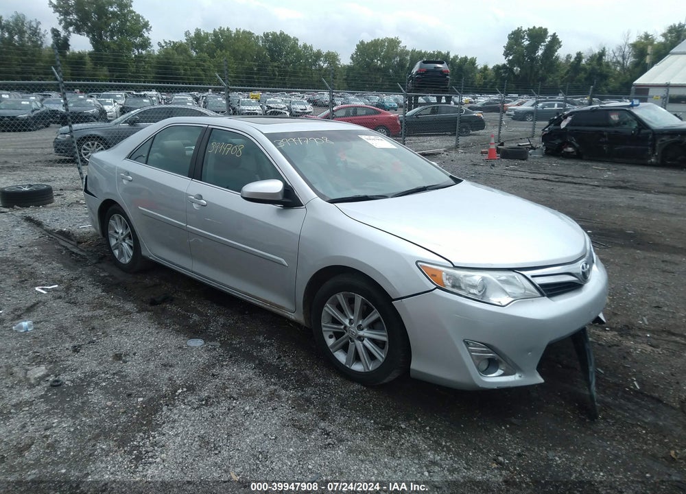 2012 TOYOTA CAMRY XLE VIN: 4T4BF1FK8CR273675