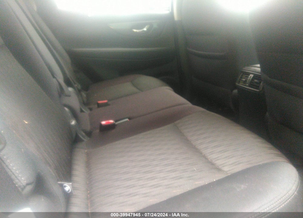 2017 NISSAN ROGUE SV VIN: 5N1AT2MV9HC801609