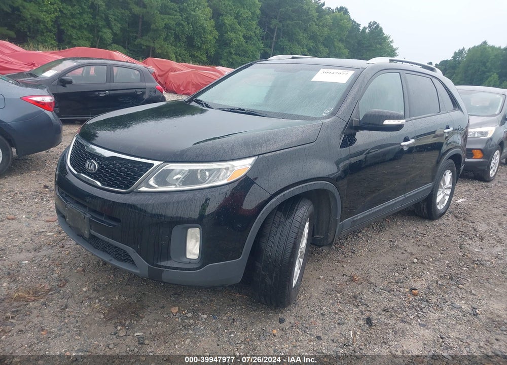 2015 KIA SORENTO LX VIN: 5XYKT3A65FG563861