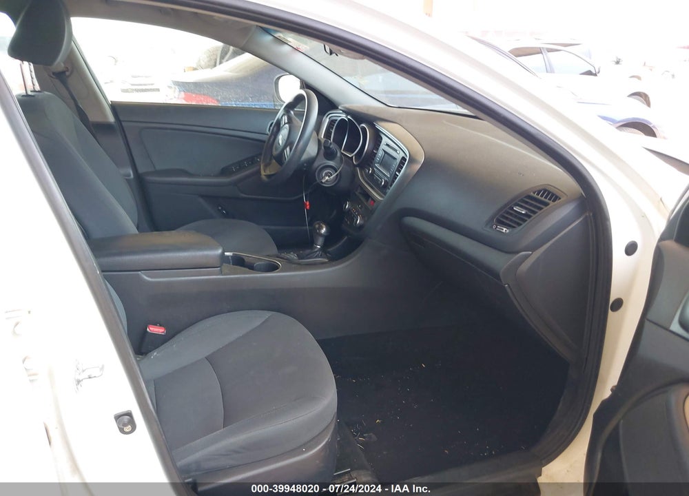 2015 KIA OPTIMA LX VIN: KNAGM4A77F5665038