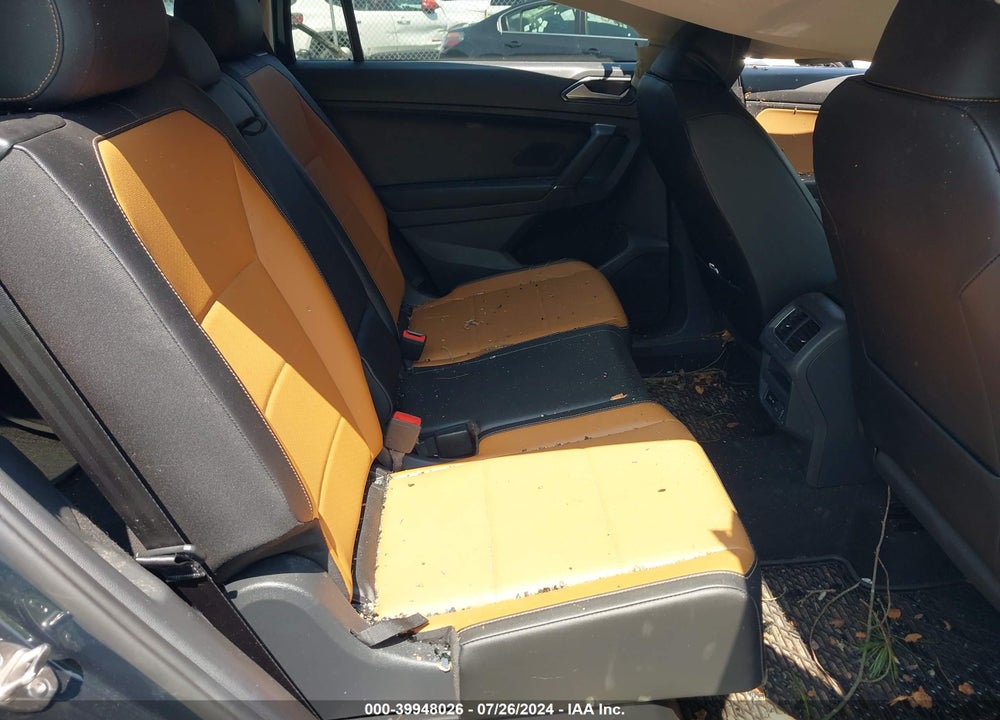 2018 VOLKSWAGEN TIGUAN 2.0T SE/2.0T SEL VIN: 3VV2B7AX6JM139122