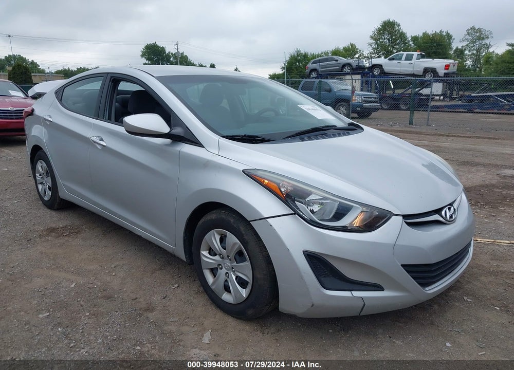 2016 HYUNDAI ELANTRA SE VIN: 5NPDH4AE9GH739909