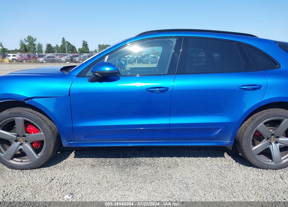 2015 PORSCHE MACAN TURBO VIN: WP1AF2A50FLB95211