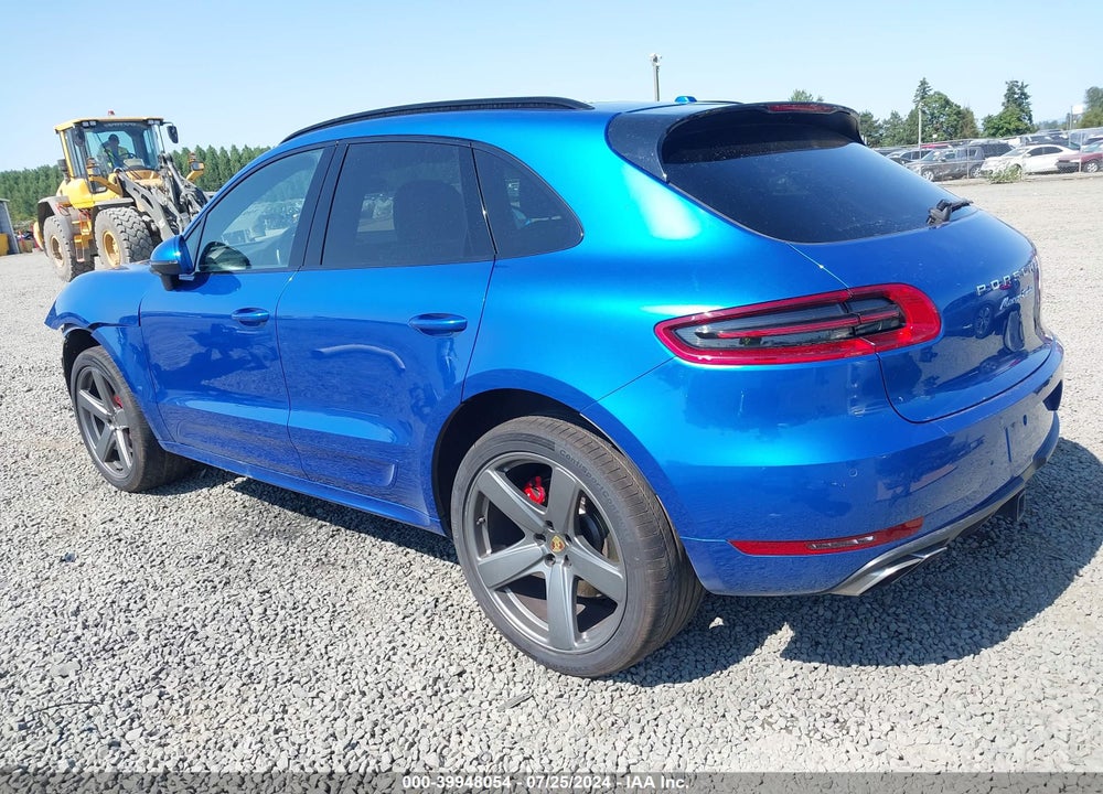 2015 PORSCHE MACAN TURBO VIN: WP1AF2A50FLB95211