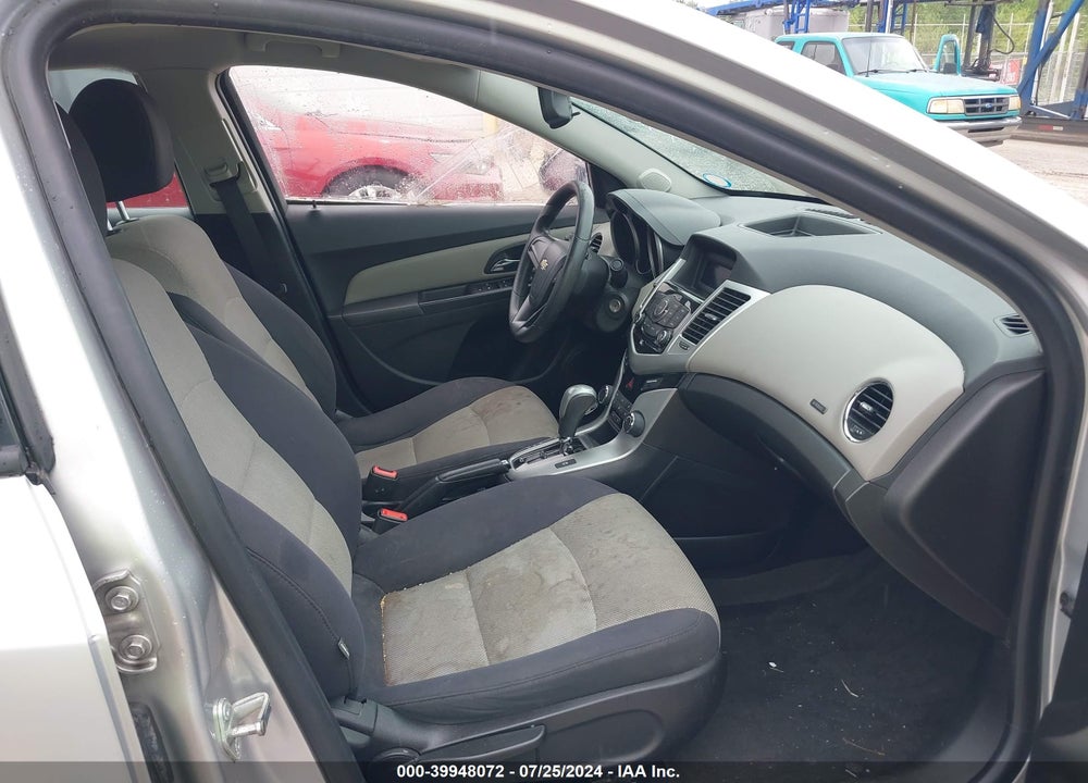 2014 CHEVROLET CRUZE LS AUTO VIN: 1G1PA5SH2E7484577