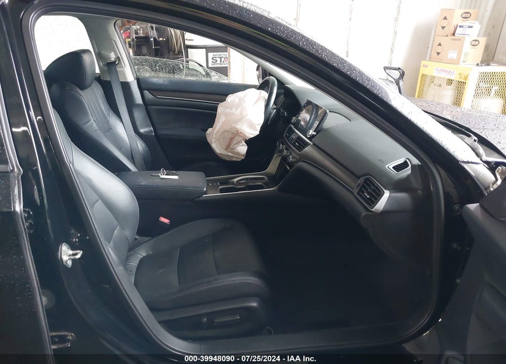2018 HONDA ACCORD TOURING 2.0T VIN: 1HGCV2F9XJA041569