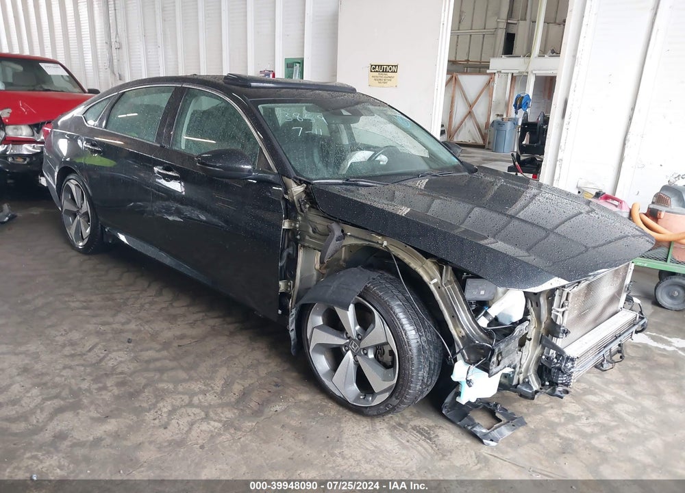 2018 HONDA ACCORD TOURING 2.0T VIN: 1HGCV2F9XJA041569