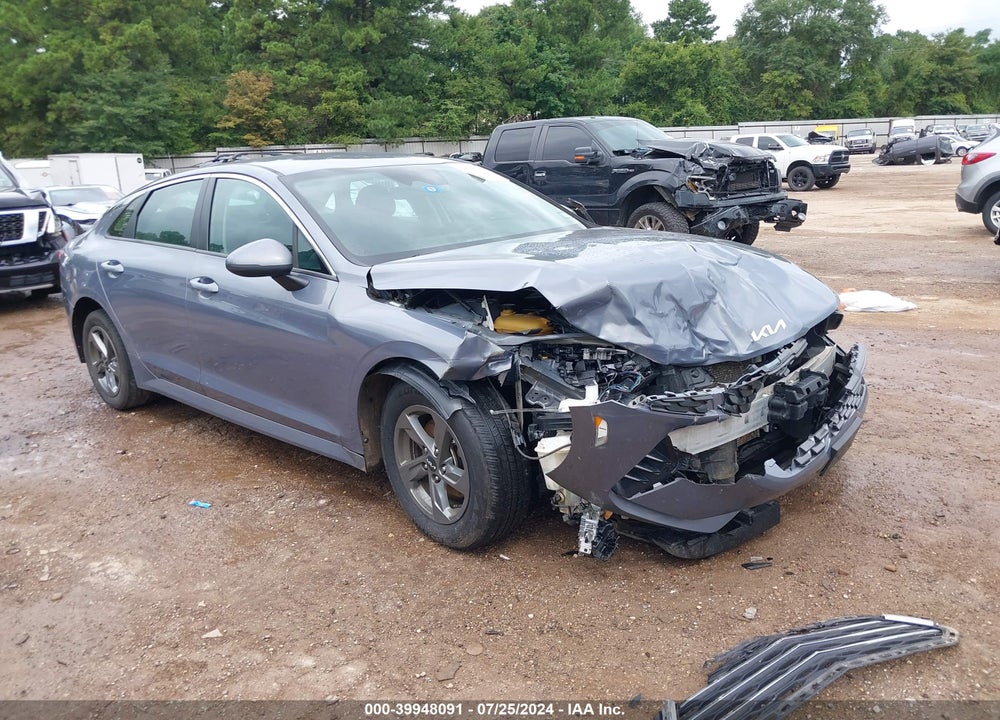 2022 KIA K5 LX VIN: 5XXG24J27NG107195
