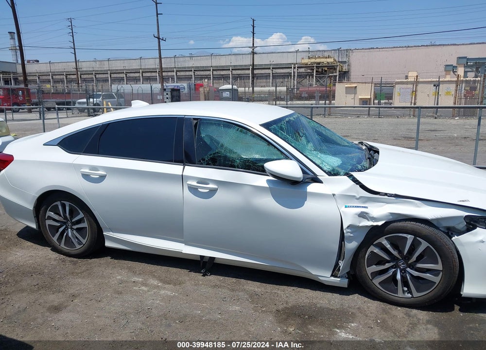 2018 HONDA ACCORD HYBRID VIN: 1HGCV3F19JA000818