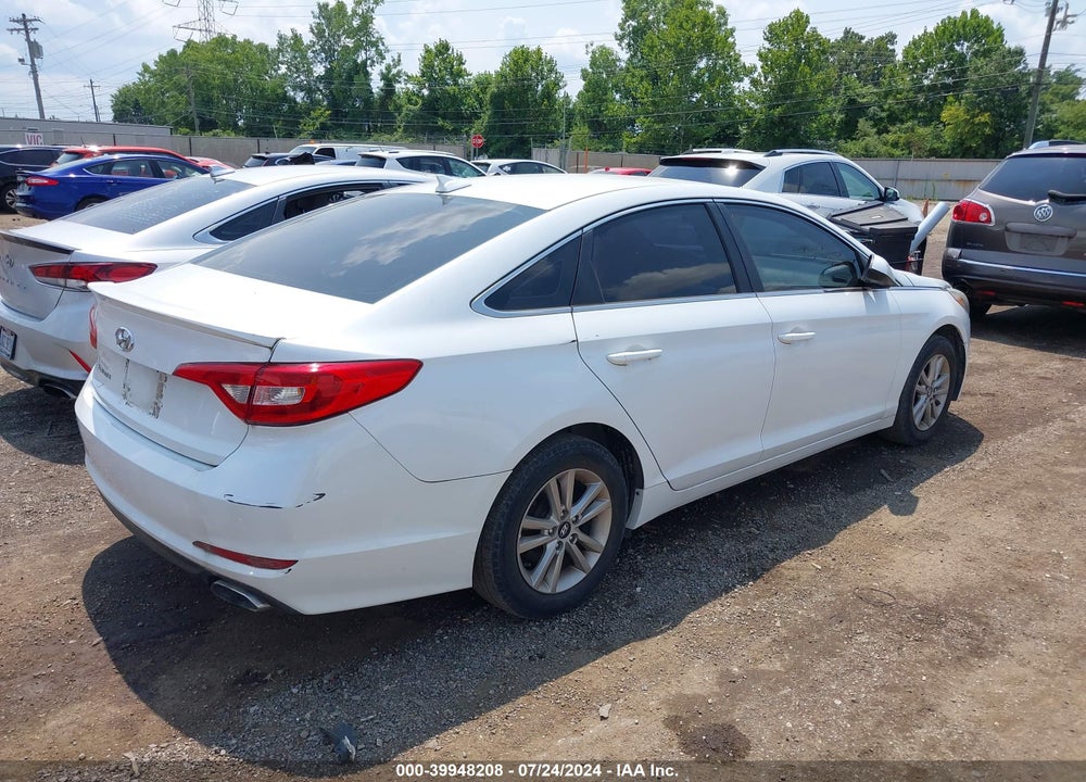 2016 HYUNDAI SONATA SE VIN: 5NPE24AFXGH261966