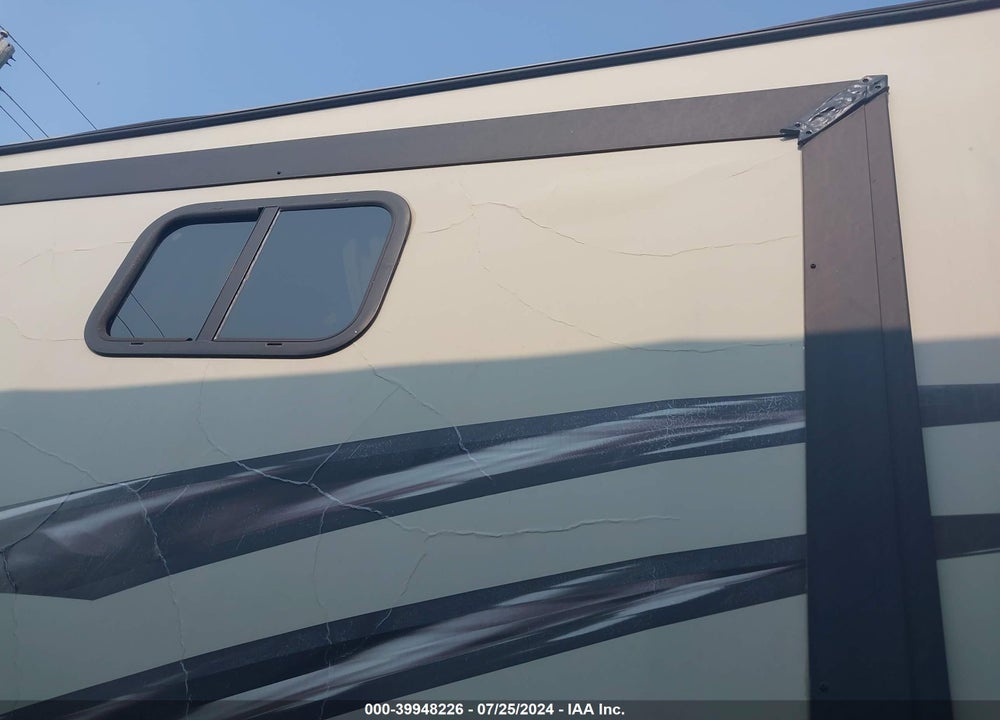 2016 CROSSROADS OTHER VIN: 4V0FC3626GB027977