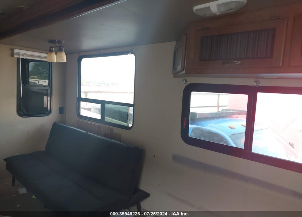 2016 CROSSROADS OTHER VIN: 4V0FC3626GB027977