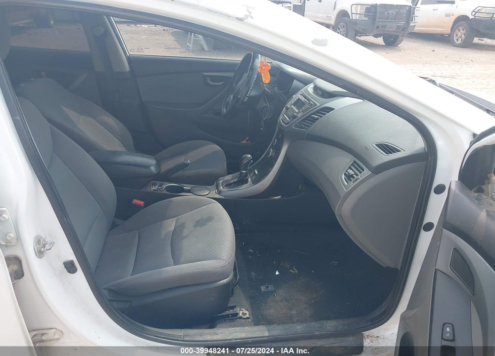 2016 HYUNDAI ELANTRA SE VIN: 5NPDH4AE5GH762863
