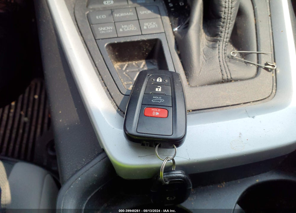 2021 TOYOTA RAV4 XLE/XLE PREMIUM VIN: 2T3P1RFV0MW224325