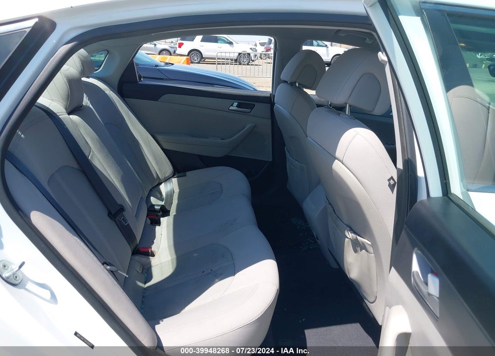 2016 HYUNDAI SONATA SE VIN: 5NPE24AF7GH335473