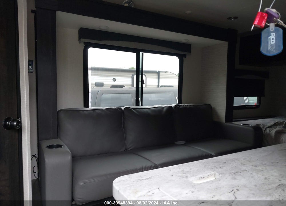2022 STARCRAFT SUPER LITE MAXX TRAVEL TRAILER VIN: 1SABS0AJ0N3RA5067