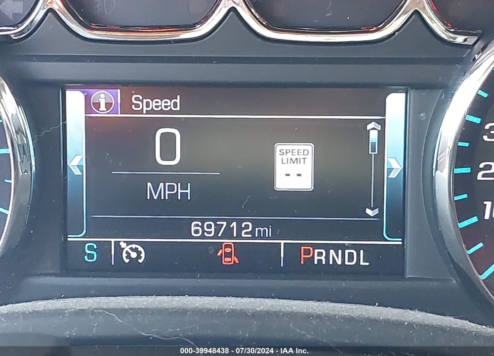 2018 CHEVROLET SUBURBAN LT VIN: 1GNSKHKC4JR328647
