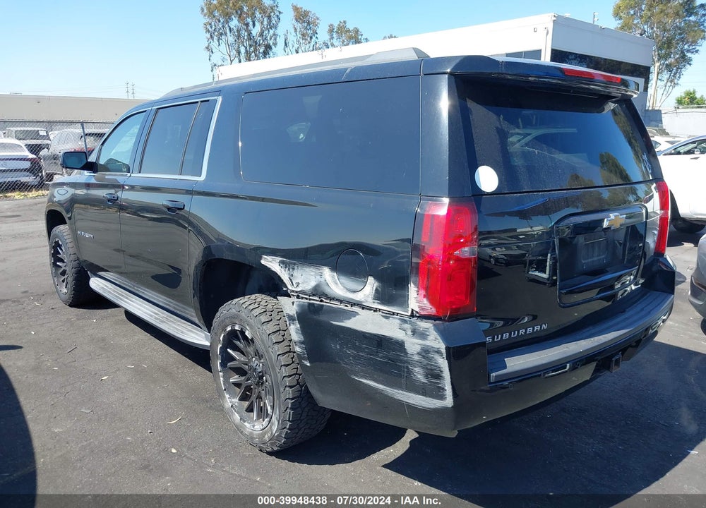 2018 CHEVROLET SUBURBAN LT VIN: 1GNSKHKC4JR328647