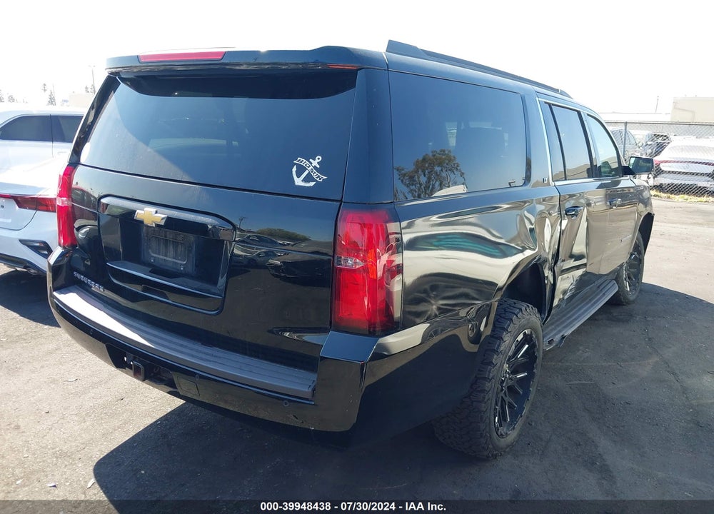 2018 CHEVROLET SUBURBAN LT VIN: 1GNSKHKC4JR328647