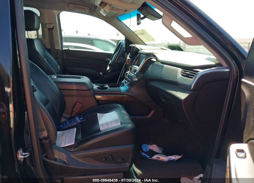 2018 CHEVROLET SUBURBAN LT VIN: 1GNSKHKC4JR328647