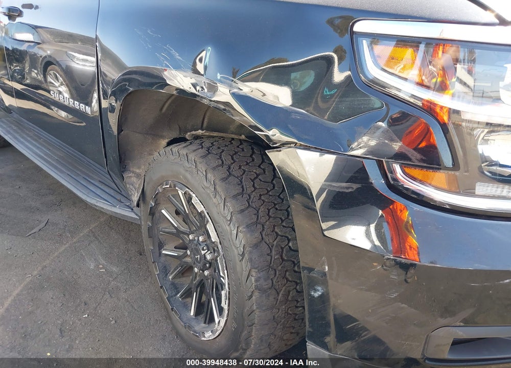 2018 CHEVROLET SUBURBAN LT VIN: 1GNSKHKC4JR328647