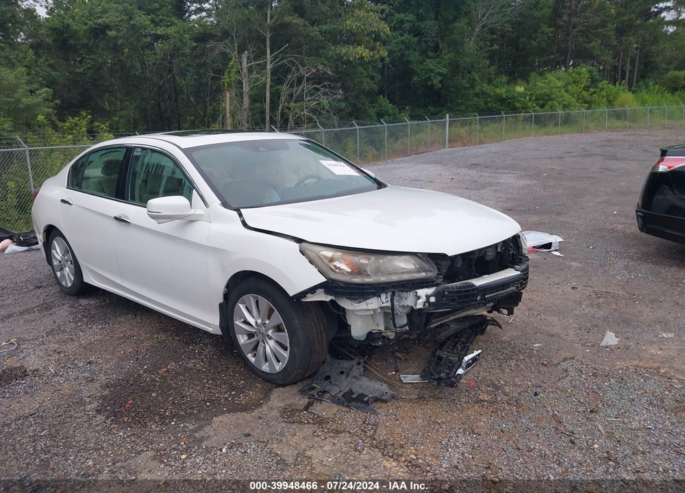 2015 HONDA ACCORD TOURING VIN: 1HGCR3F92FA033239