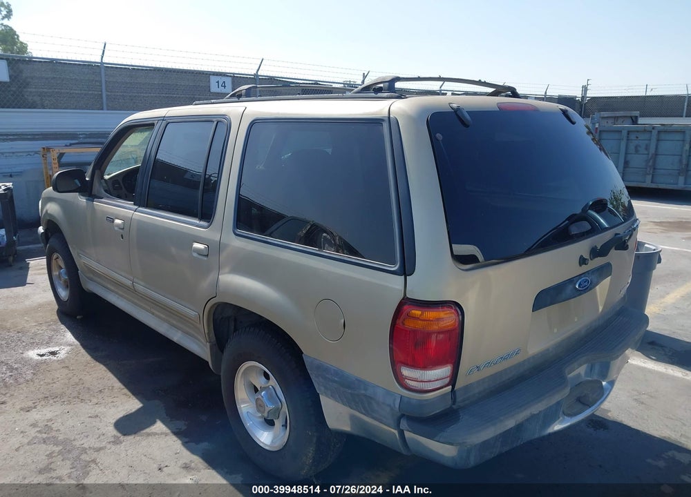 2001 FORD EXPLORER XLT VIN: 1FMZU63E31ZA42578