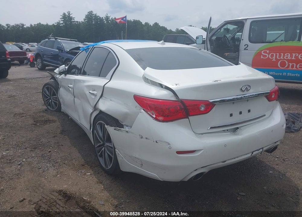 2016 INFINITI Q50 HYBRID VIN: JN1AV7AR8GM530055