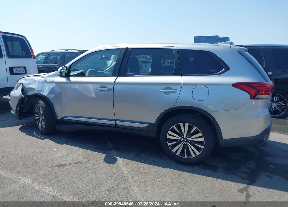2019 MITSUBISHI OUTLANDER SE VIN: JA4AD3A34KJ001940