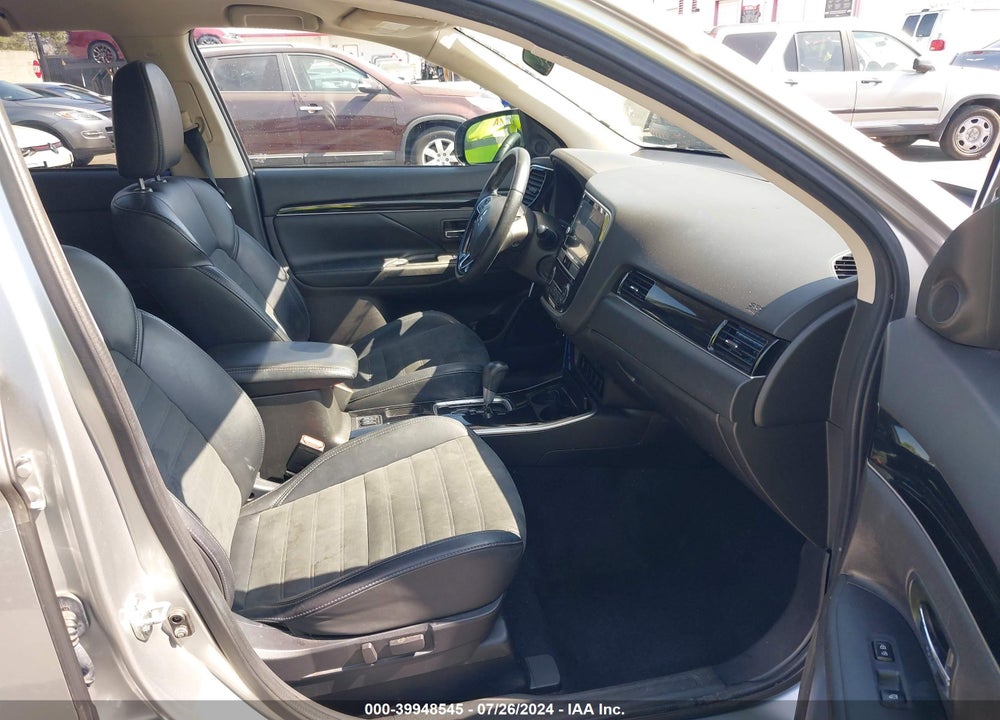 2019 MITSUBISHI OUTLANDER SE VIN: JA4AD3A34KJ001940
