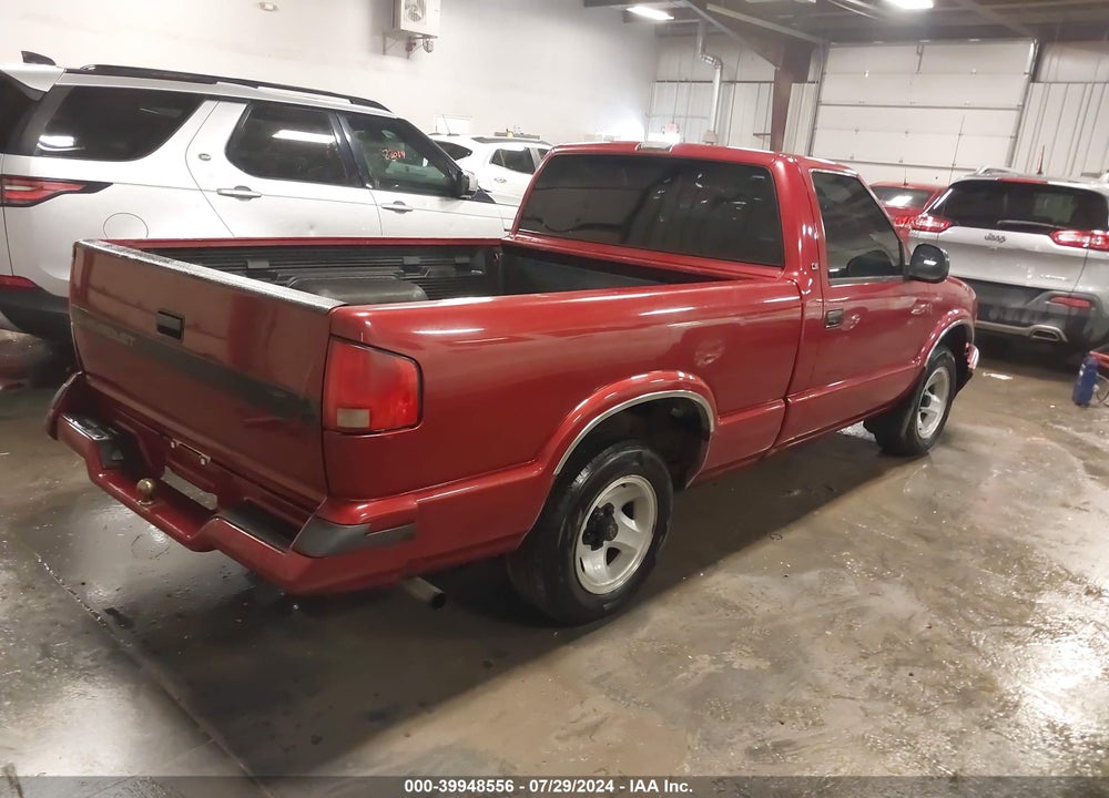 1994 CHEVROLET S TRUCK S10 VIN: 1GCCS14Z8R8128023