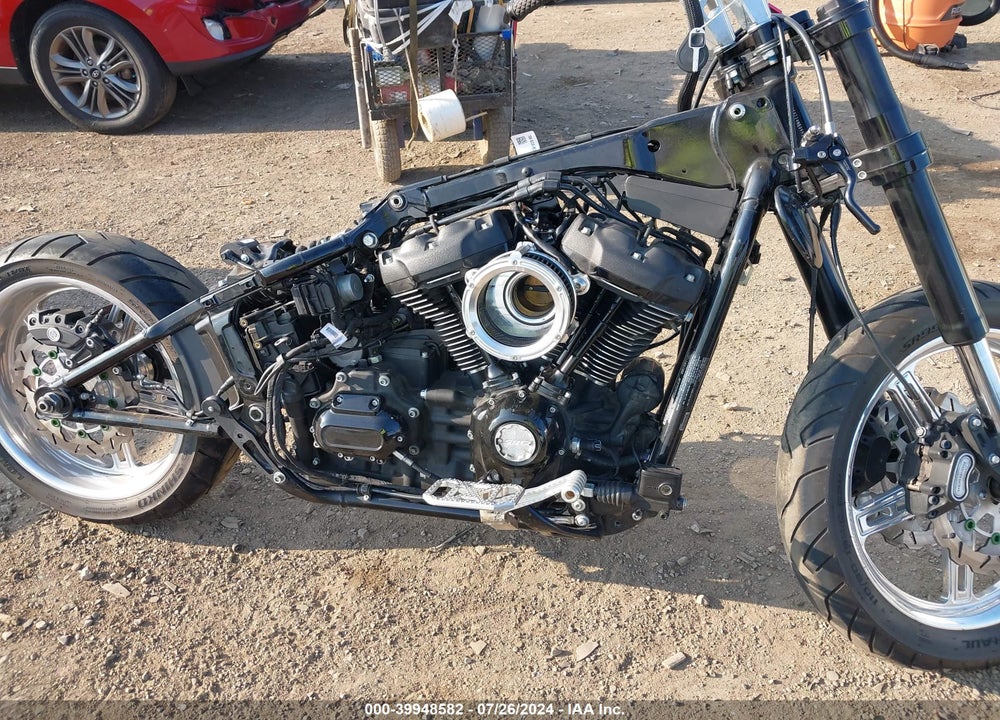 2022 HARLEY-DAVIDSON FXLRST VIN: 1HD1YXZ14NB055305