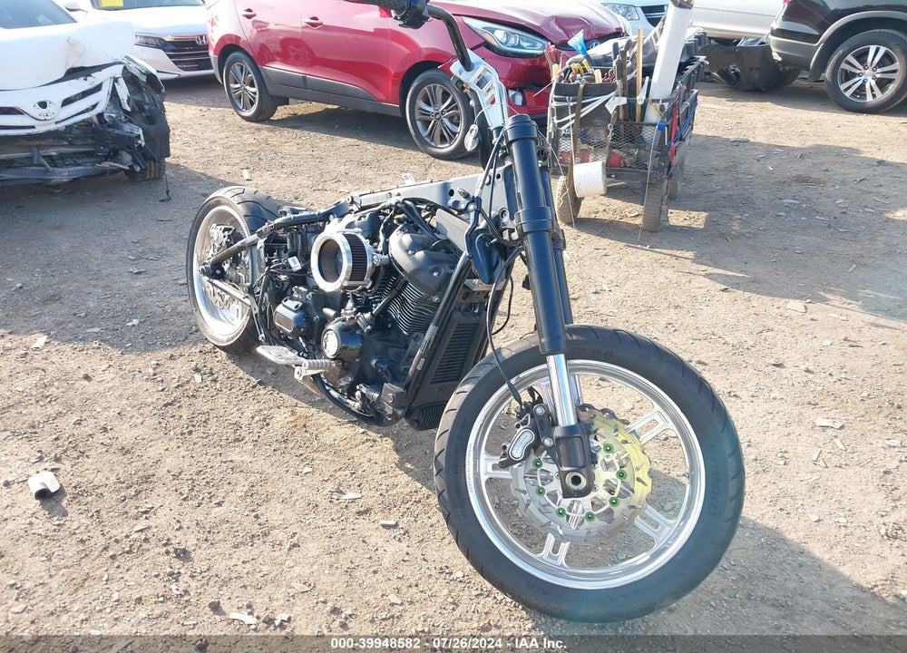2022 HARLEY-DAVIDSON FXLRST VIN: 1HD1YXZ14NB055305