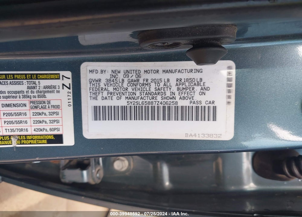 2007 PONTIAC VIBE VIN: 5Y2SL65887Z406258