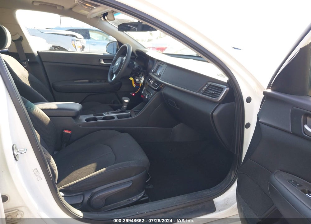 2017 KIA OPTIMA LX VIN: KNAGT4L38H5157211