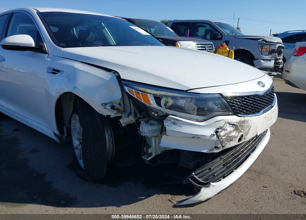 2017 KIA OPTIMA LX VIN: KNAGT4L38H5157211