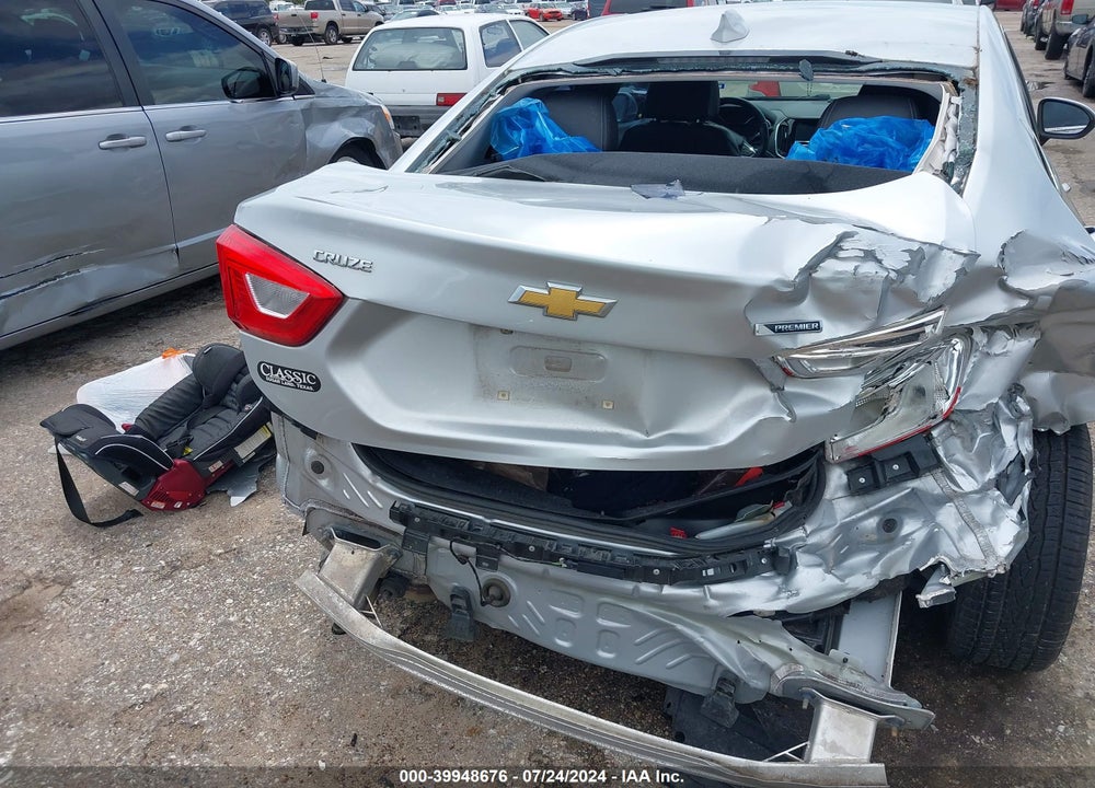 2017 CHEVROLET CRUZE VIN: 1G1BF5SM5H7187042