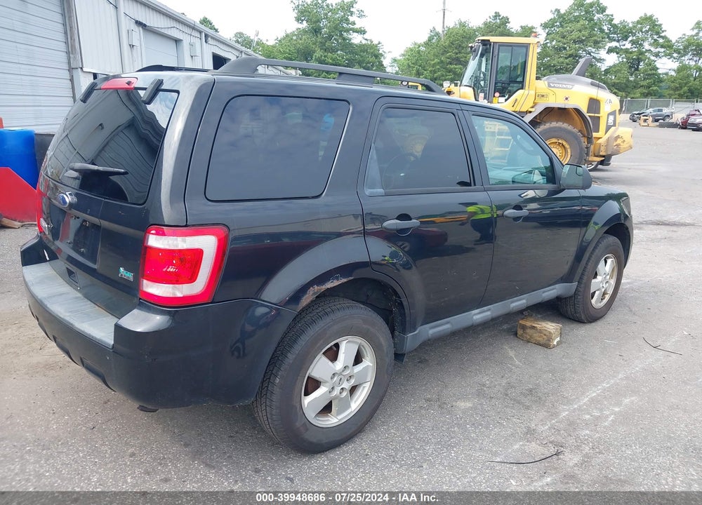 2011 FORD ESCAPE XLT VIN: 1FMCU9DG5BKB27200