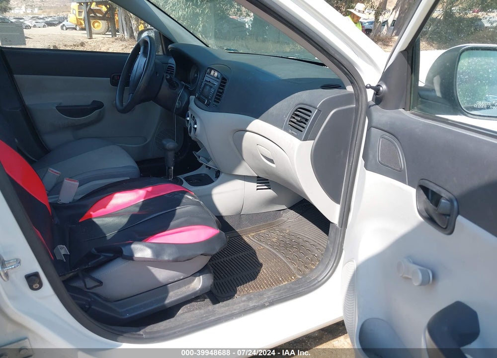 2010 HYUNDAI ACCENT GLS VIN: KMHCN4ACXAU425360