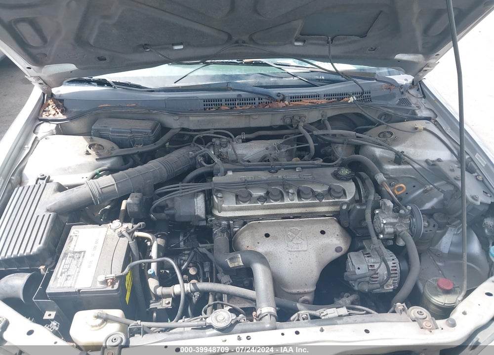 2002 HONDA ACCORD 2.3 SE VIN: JHMCG56782C029174