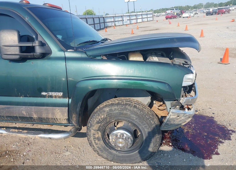 2002 CHEVROLET SILVERADO 3500 LS VIN: 1GCJK33G82F191482