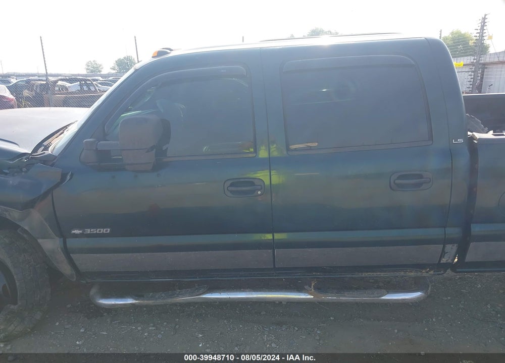 2002 CHEVROLET SILVERADO 3500 LS VIN: 1GCJK33G82F191482
